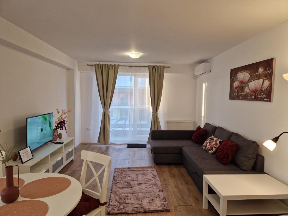 Sky Airport Residence Отопень Екстер'єр фото