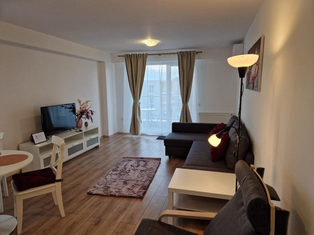 Sky Airport Residence Отопень Екстер'єр фото