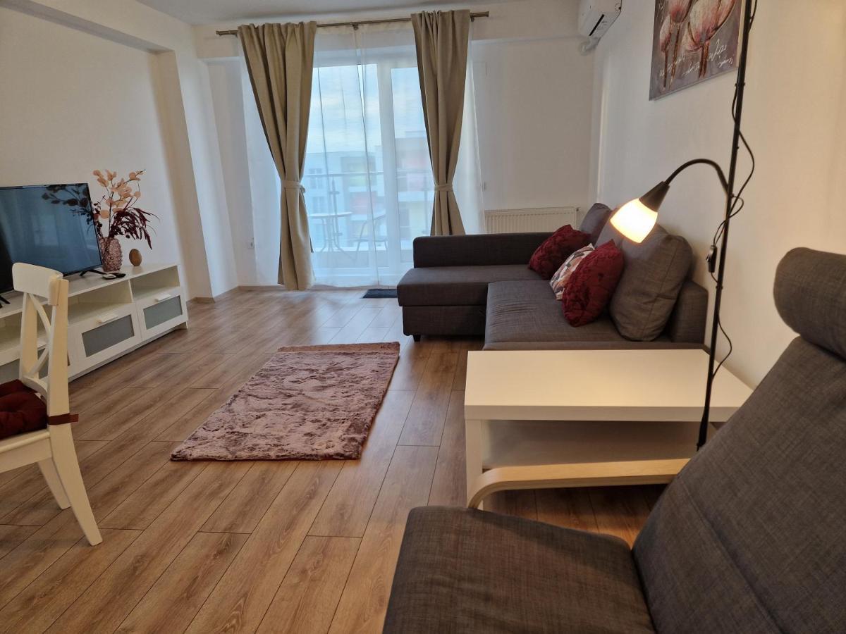 Sky Airport Residence Отопень Екстер'єр фото